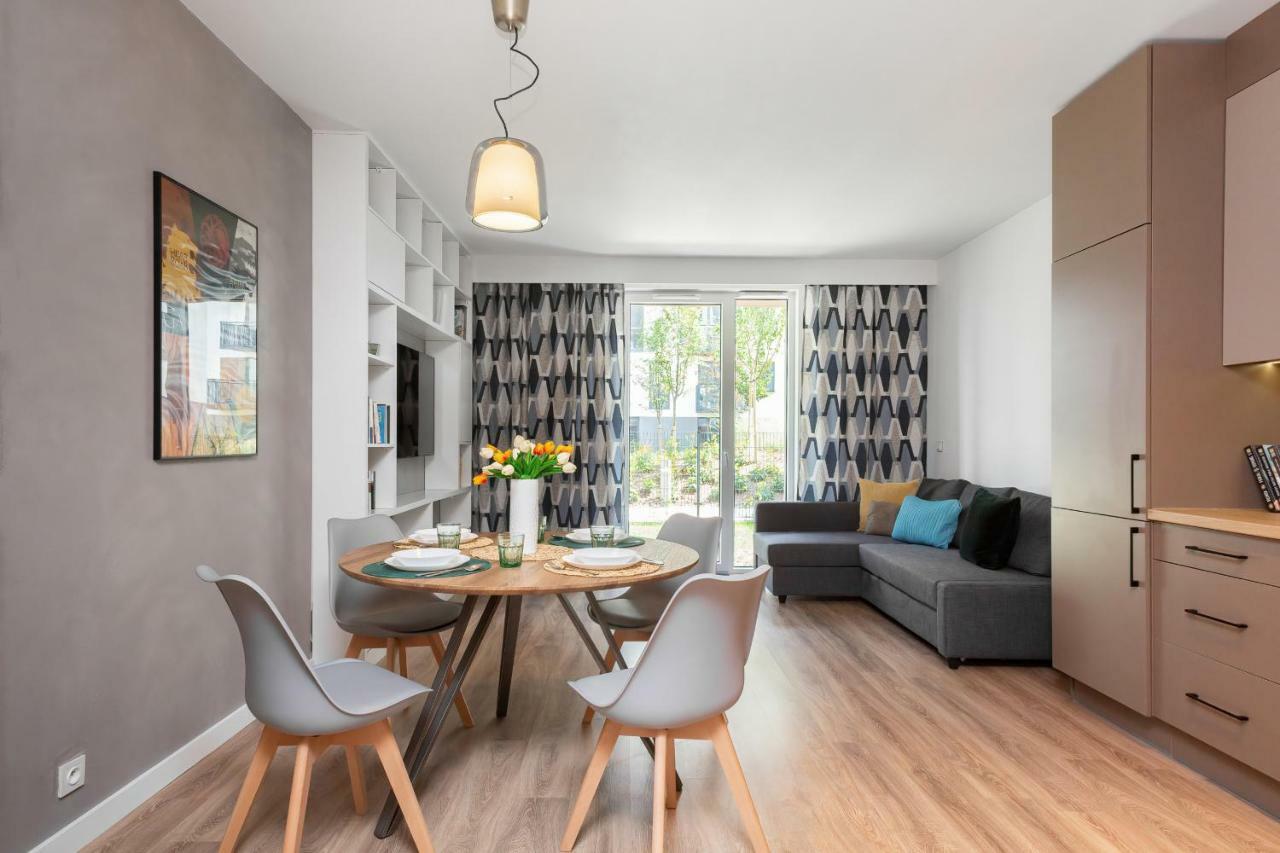 Fort Wola Apartments Warsaw By Noclegi Renters מראה חיצוני תמונה